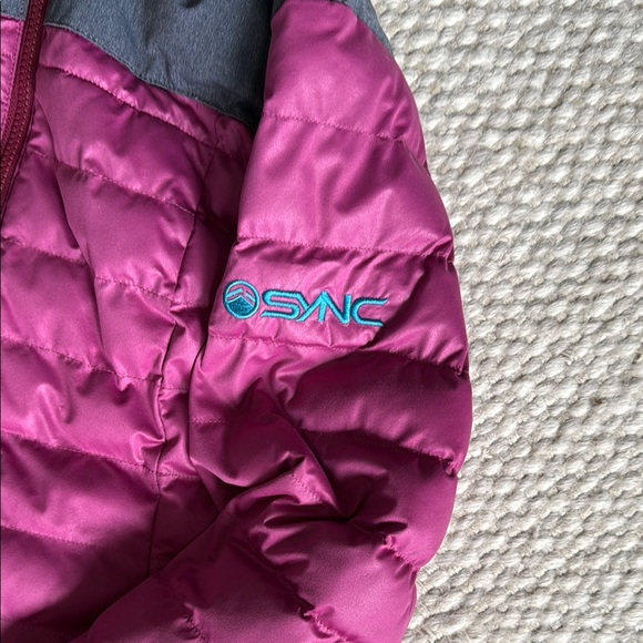 Womens Puffer Jacket - Picture 2 of 4